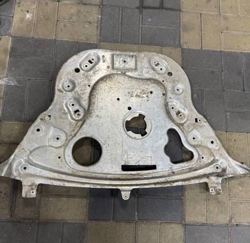 Підсилювач переднього підрамника 31116777727 BMW