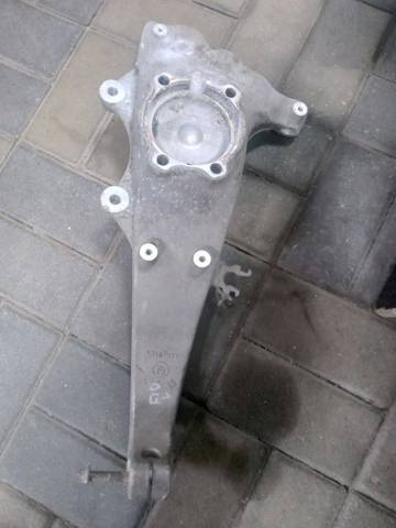 Цапфа - поворотний кулак передній, лівий 31216777751 BMW