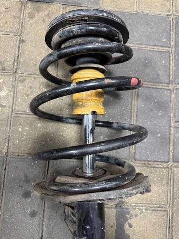 Пружина передня 31331091530 BMW