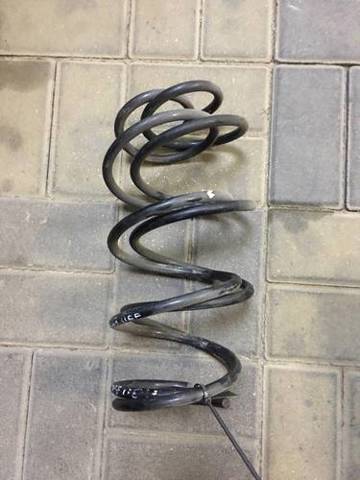 Пружина передня 31336764378 BMW