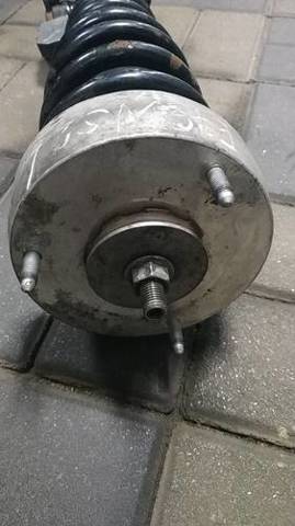 Подушка амортизатора переднього 31336788776 BMW