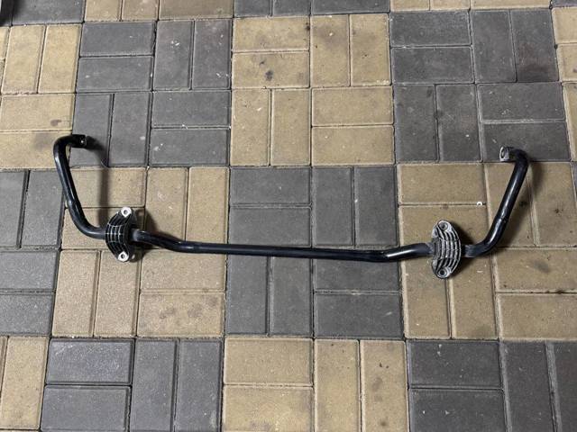 Стабілізатор передньої підвіски 31356885926 BMW