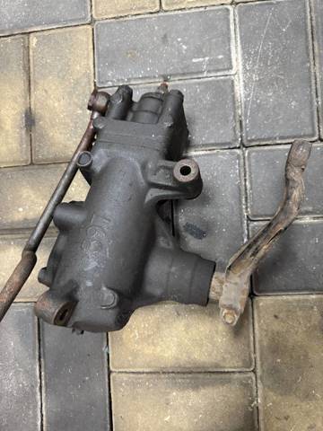 Рульова рейка 32131095189 BMW