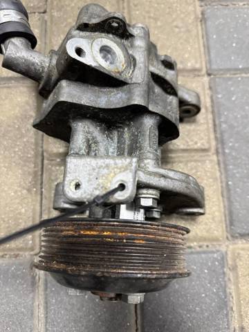 Насос гідравліки 32416796493 BMW