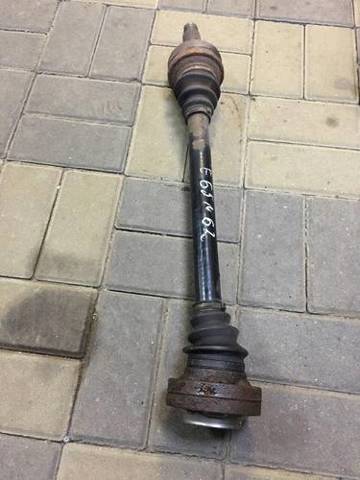 Привід задній 33207572683 BMW