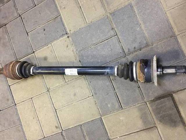 Привід задній 33208609838 BMW