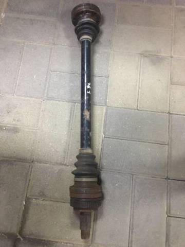Піввісь задня, права 33211229588 BMW
