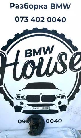 Цапфа - поворотний кулак задній, лівий 33321090747 BMW
