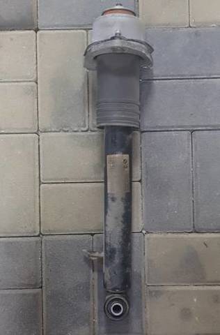 Стійка задня права 33526781922 BMW