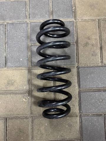 Пружина задня 33531096301 BMW