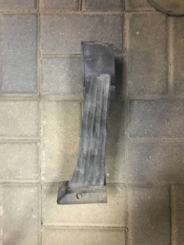 Підаль газу 35426786281 BMW
