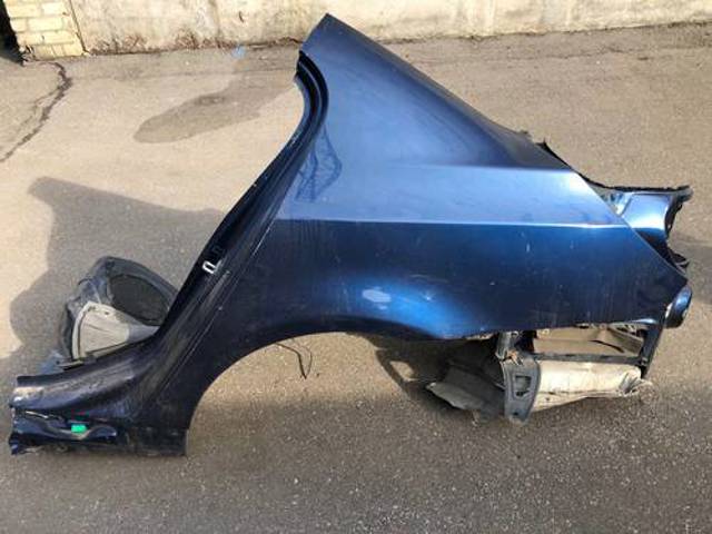 Крило заднє 41217111319 BMW