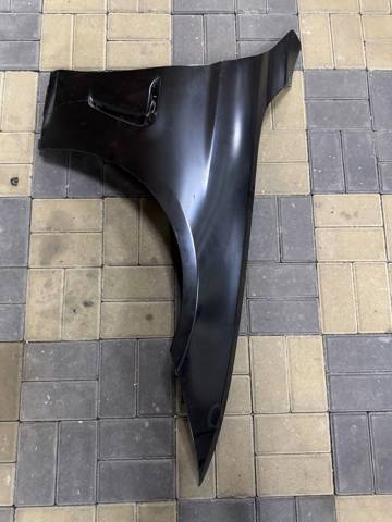 Переднє праве крило 41357438442 BMW