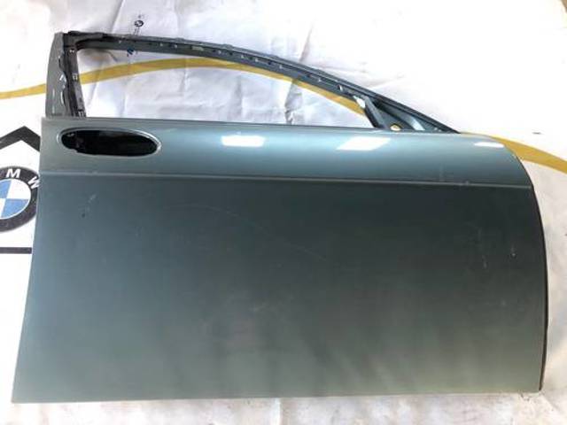 Дверка передня права 41517202082 BMW