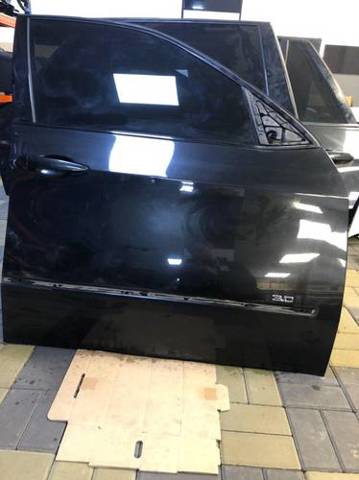 Дверка передня права 41517211424 BMW