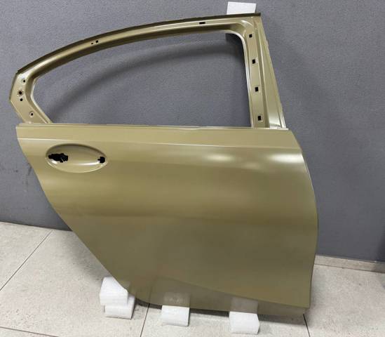 Двері задні, праві 41517482278 BMW