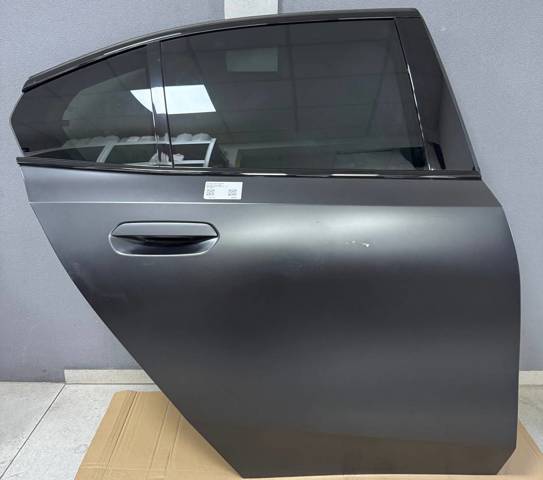 Двері пасажирські задні праві 41525A32EA8 BMW
