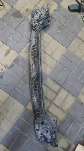 Кронштейн бампера заднього, центральний 51127183883 BMW