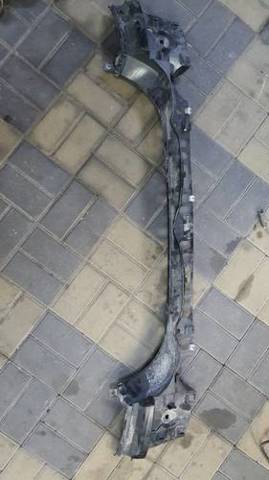 Кронштейн бампера заднього, центральний 51127184766 BMW