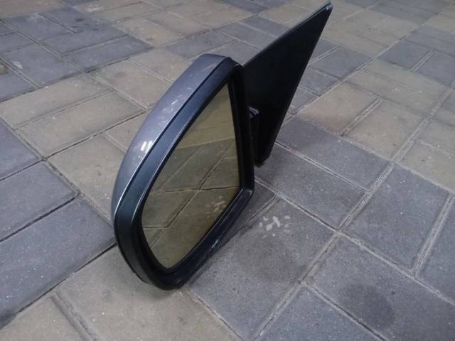 Ліве бічне дзеркало 51167282731 BMW