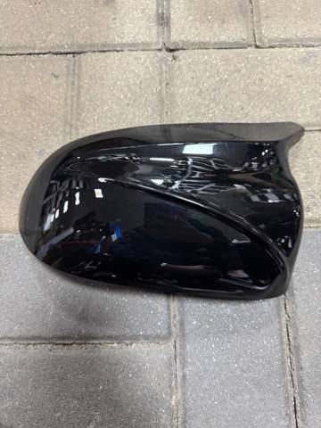 Накладка правого бокового дзеркала 51168496624 BMW