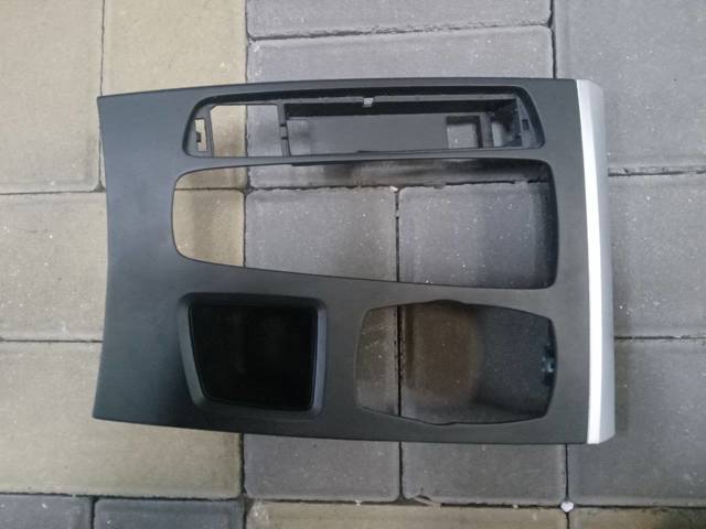 Захисна накладка на задній бампер 51169252115 BMW