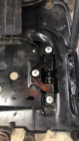 Замок заднього борта, правий 51248408964 BMW
