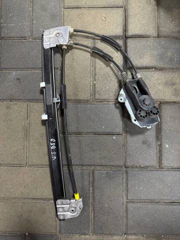 Механізм склопідйомника двері задньої, лівої 51348159833 BMW