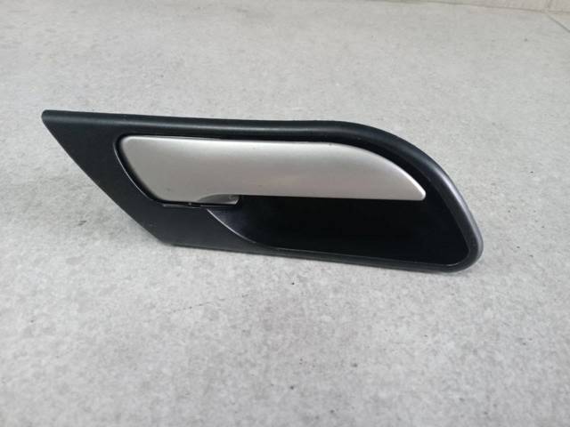 Ручка праих задніх дверей 51418408566 BMW