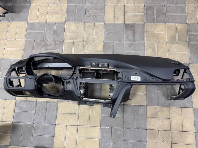 Передня панель 51459247992 BMW