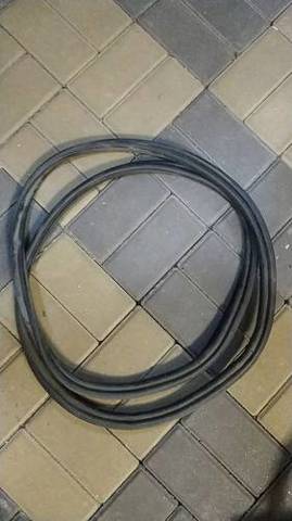 Прокладочний гумка багажника 51717179970 BMW