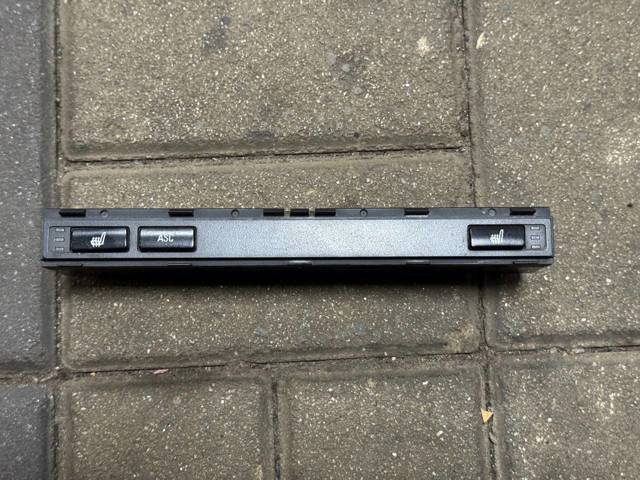 Блок кнопок центральної консолі 61316925498 BMW