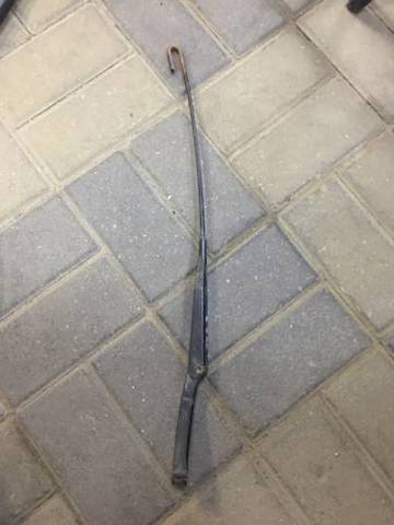 Важіль двірника 61617075612 BMW