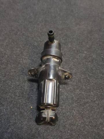 Форсунка омивача фари передньої 61677001949 BMW