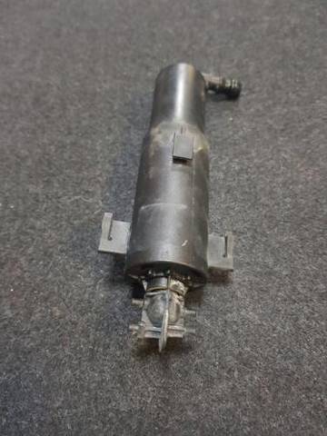 Сопло омивача фари передньої, лівої 61677173851 BMW