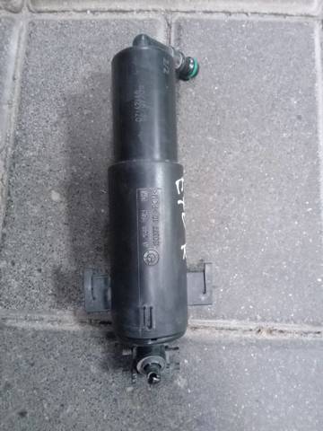 Сопло омивача фари передньої, правої 61677173852 BMW