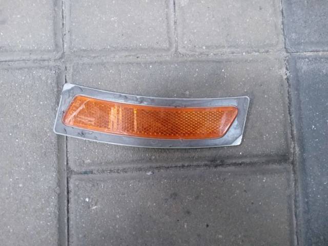 Правий катафот бампера 63147295542 BMW