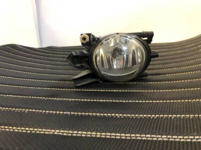 Фара протитуманна, ліва 63176900221 BMW