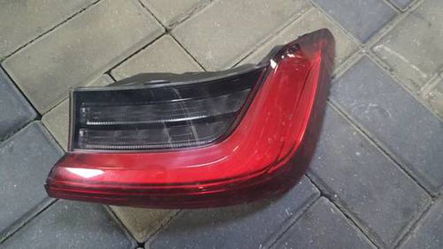 Задній правий зовнішній ліхтар 63217420452 BMW