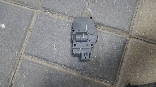 Мотор заслінки печі 64119321034 BMW