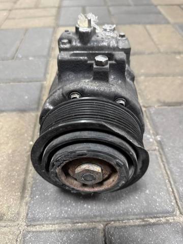 Компресор кондиціонера 64529217869 BMW