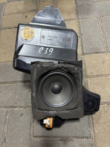 Динамік задньої полиці 65138360778 BMW