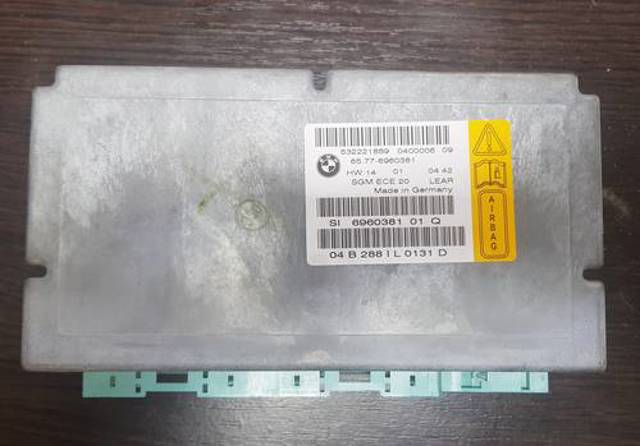 Блок управління airbag 65776975682 BMW