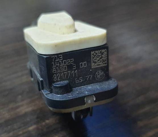 Датчик AIRBAG передній 65779217711 BMW