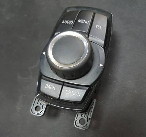 Блок керування мультимедійний 65829381678 BMW