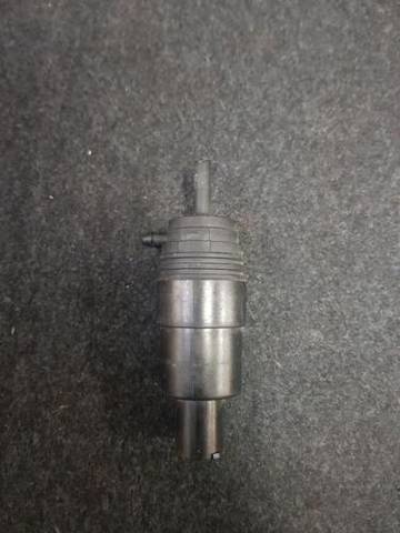 Насос омивача 67128362154 BMW