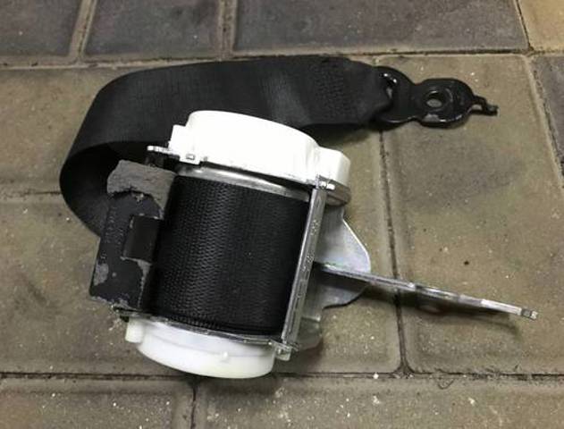 Пасок безпеки задній 72119163245 BMW