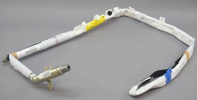 Подушка безпеки, збоку права айрбег 72128268166 BMW