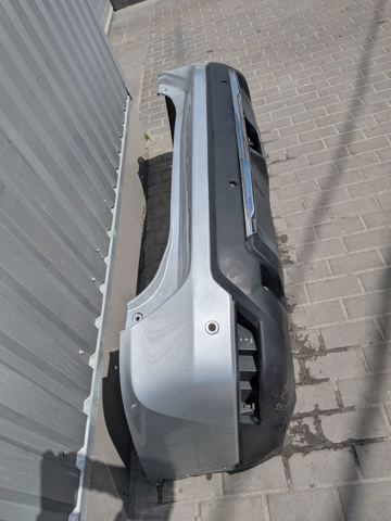 Буфер (бампер) задній Nissan Rogue