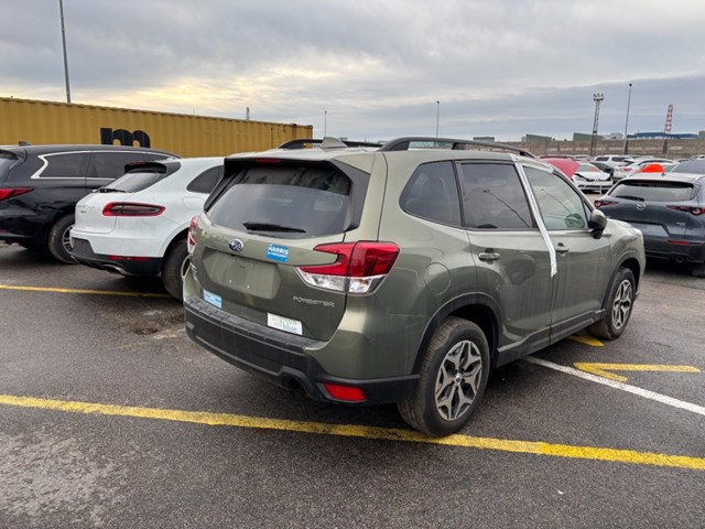 Крило праве заднє 51439SJ0009P SUBARU